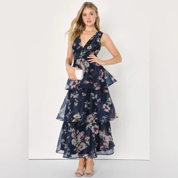 Lulus::Organza Tiered マキシドレス:L[RESALE] Exclusive Glamour Black Floral Organza Tiered Maxi Dress - Lulus